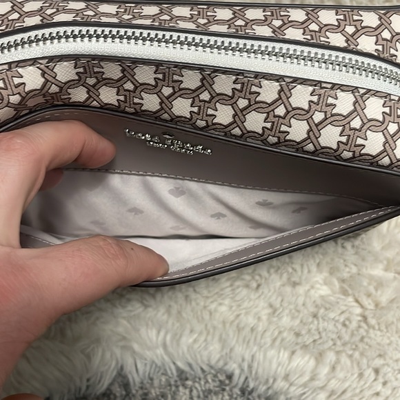 ✨NWOT Kate Spade Link Camera Bag✨ - Picture 5 of 14